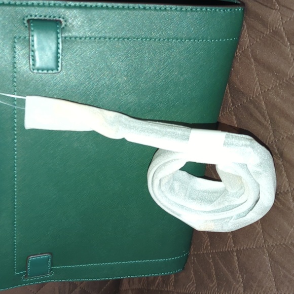 Racing Green Satchel - Picture 4 of 6